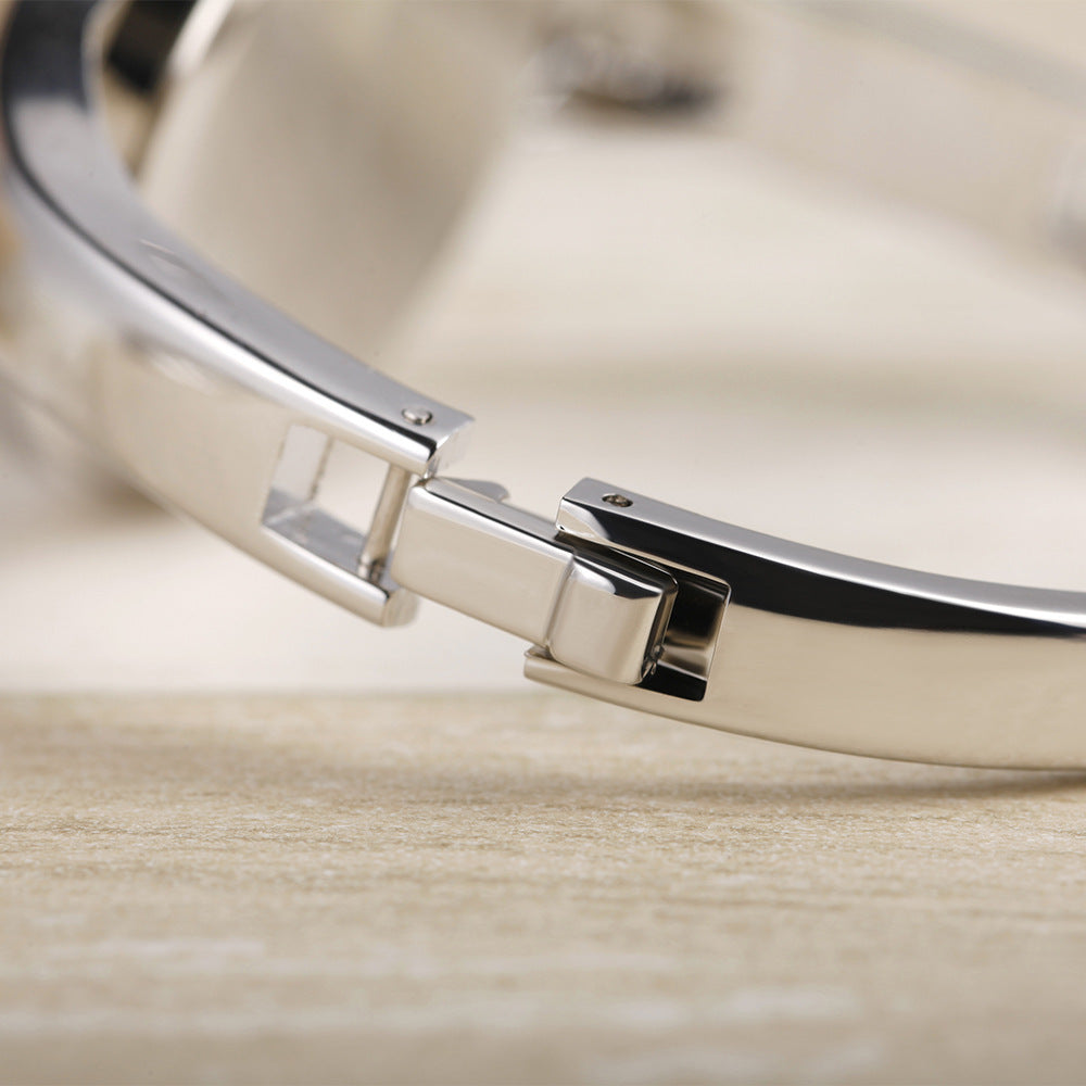 Women's Round Bracelet Quartz Watch